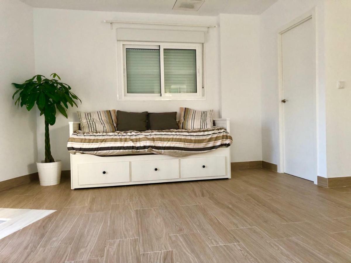 Вилла Vivienda Avenida De La Manzanilla Санлукар-де-Баррамеда Экстерьер фото